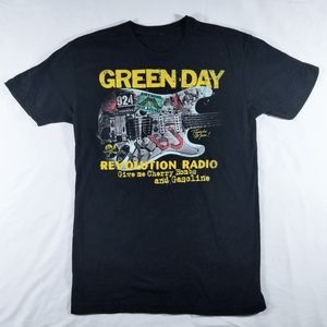 Green Day "Revolution Radio" band tee